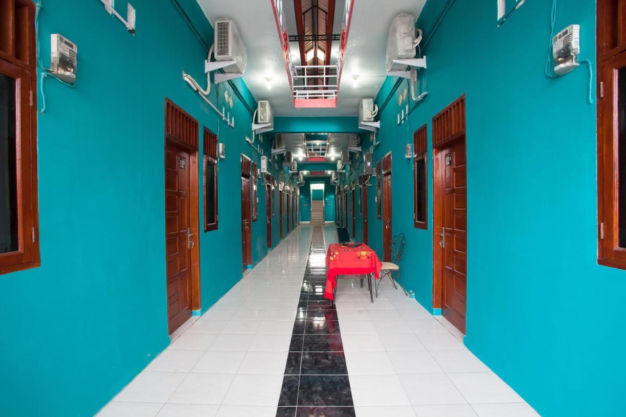 Oyo 1978 Pondok Indah Residence Medan Eksteriør billede